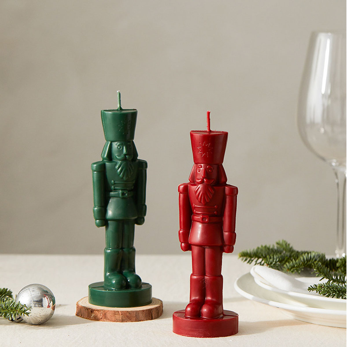 Nutcracker Figurine - Grote Notenkraker Soldaat Plastic Kaarsvorm Notenkraker